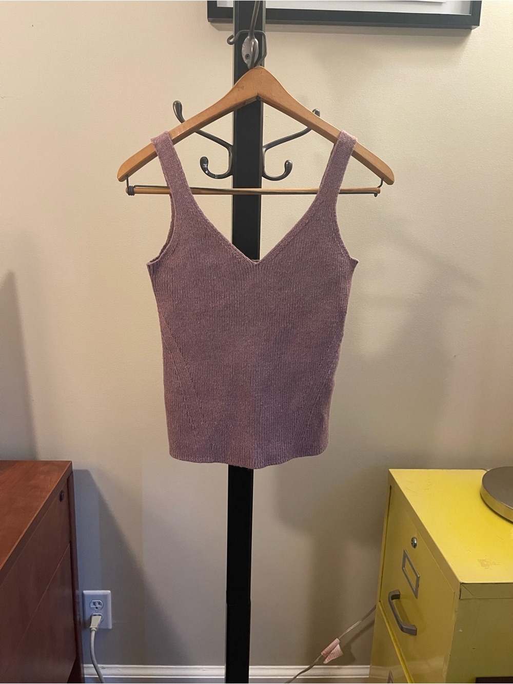 Old Navy Dusty Mauve V-Neck Knit Tank